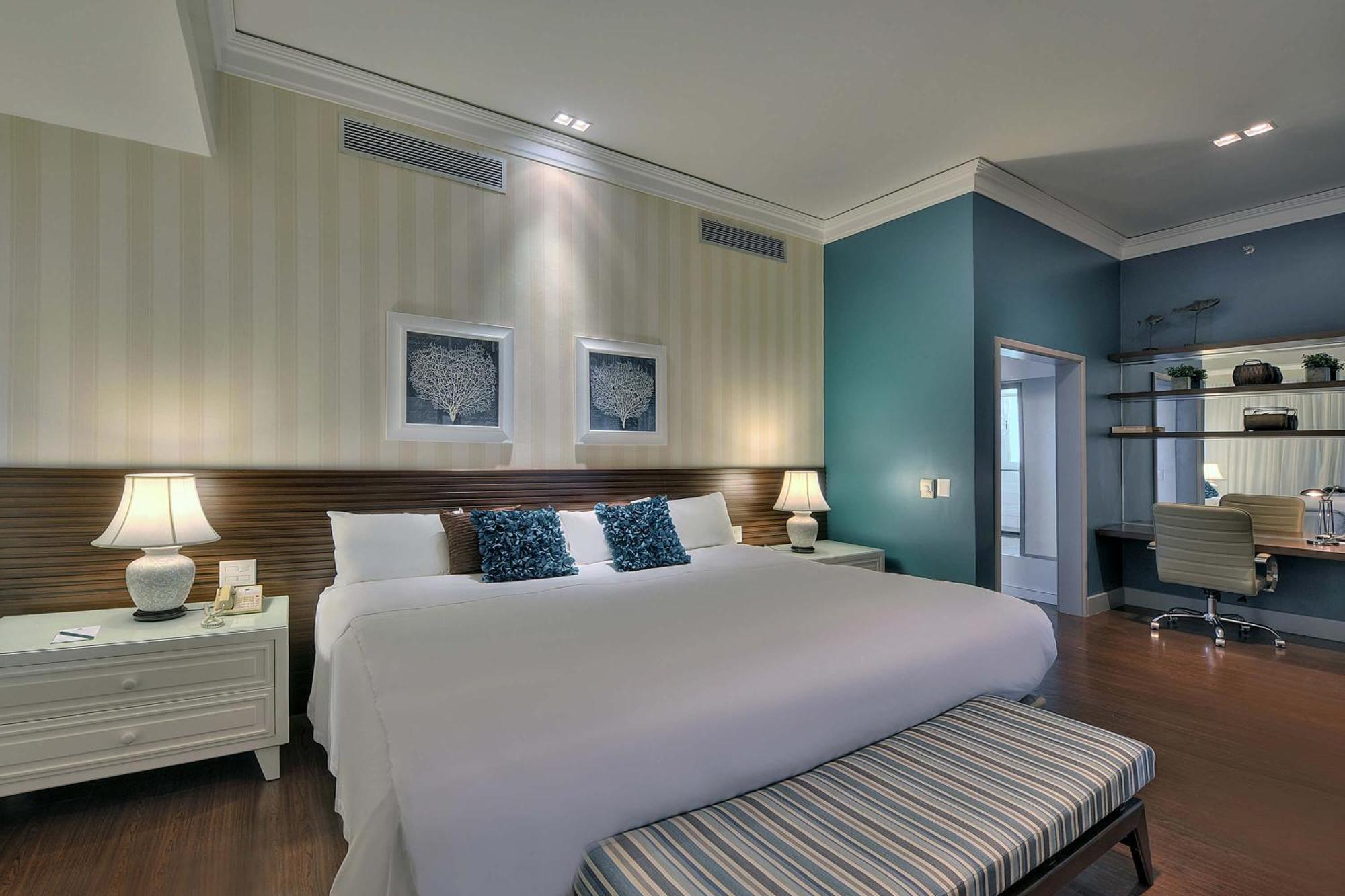 Hotel Deville Prime Салвадор Екстер'єр фото A bedroom at the hotel