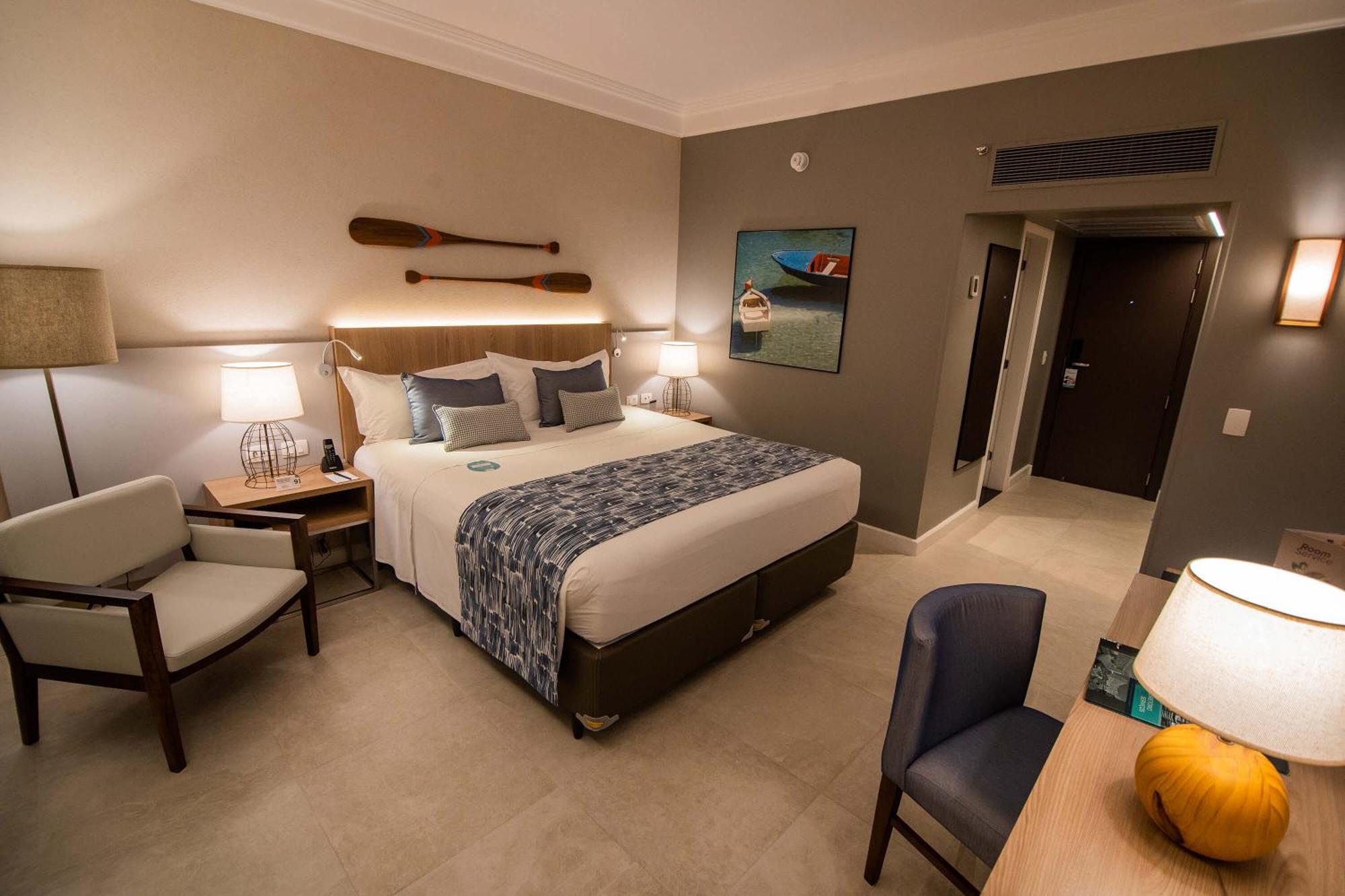 Hotel Deville Prime Салвадор Екстер'єр фото A room at the hotel