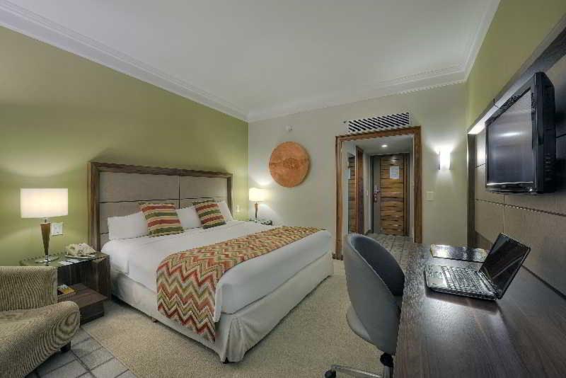 Hotel Deville Prime Салвадор Екстер'єр фото A room at the hotel